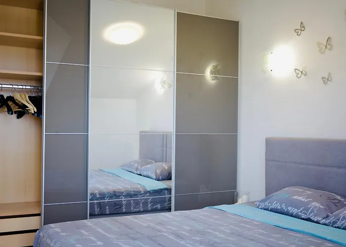 Apartment Cosy Nest Split