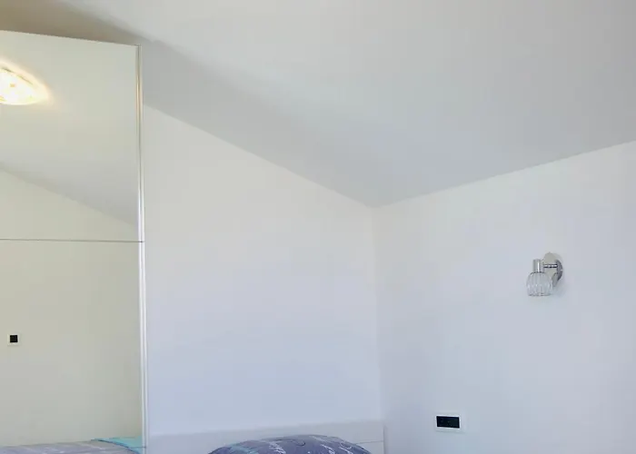 Apartment Cosy Nest Split